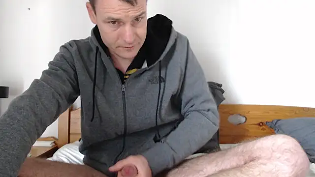 Snapshot of geree84 chatting on March 2025 01:40:01 PM geree84 online show from March 2025 01:40:01 PM