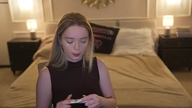 Cassy-Celestial  online show from November 2025 08:56:01 AM