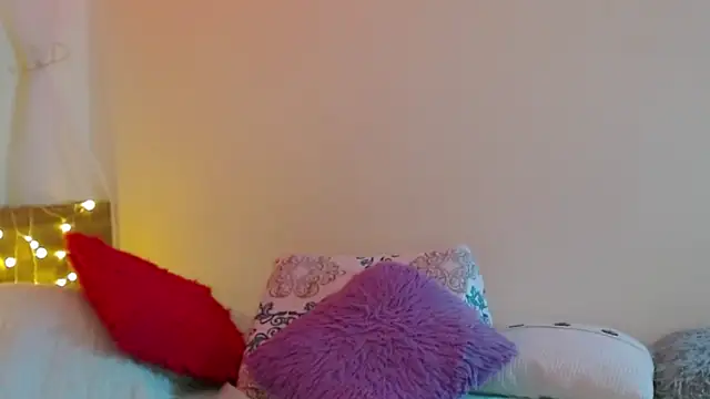 Juliietha servas online show from March 2025 01:23:01 AM