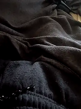 Beyraul123 online show from December 2025 04:24:01 PM