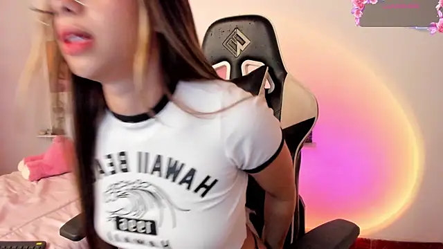 little jade online show from October 2025 01:39:01 AM