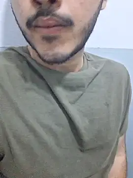 Snapshot of alesssterling chatting on April 2026 06:34:02 PM alesssterling online show from April 2026 06:34:02 PM