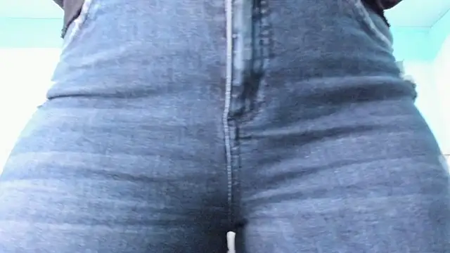 Snapshot of emily_hunter12 chatting on March 2025 11:39:02 AM emily hunter12 online show from March 2025 11:39:02 AM