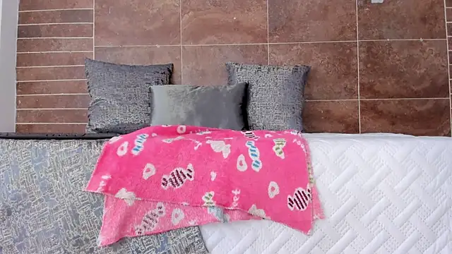 Snapshot of emily_hunter12 chatting on November 2025 01:23:01 PM emily hunter12 online show from November 2025 01:23:01 PM