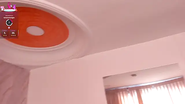 Snapshot of emily_hunter12 chatting on December 2025 02:11:01 PM emily hunter12 online show from December 2025 02:11:01 PM