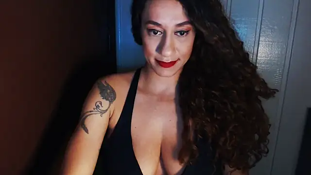 Snapshot of gauchinhaG chatting on April 2026 01:48:01 AM gauchinhaG online show from April 2026 01:48:01 AM