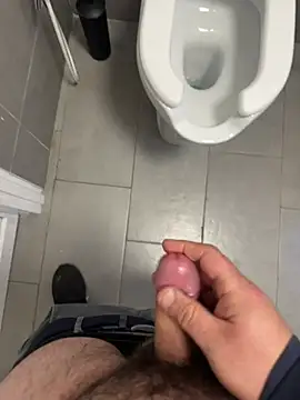 Snapshot of _themask_ chatting on February 2025 04:36:02 PM themask online show from February 2025 04:36:02 PM