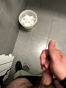 Snapshot of _themask_ chatting on October 2025 09:08:02 PM themask online show from October 2025 09:08:02 PM