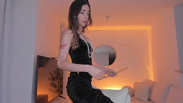 Snapshot of Emmavr chatting on October 2025 01:40:01 AM Emmavr online show from October 2025 01:40:01 AM