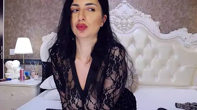 OliveWilson online show from February 2025 09:53:02 AM