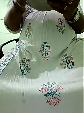 Snapshot of NEHA-DESHI chatting on March 2025 10:24:02 AM NEHA-DESHI online show from March 2025 10:24:02 AM