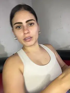 Azuna25 online show from November 2025 07:14:02 PM