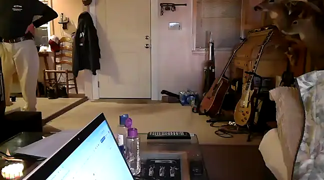 Snapshot of Bramro409 chatting on December 2024 02:09:02 AM Bramro409 online show from December 2024 02:09:02 AM