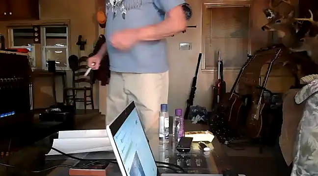 Snapshot of Bramro409 chatting on January 2025 01:47:01 AM Bramro409 online show from January 2025 01:47:01 AM