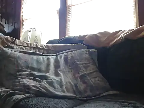 Snapshot of Bramro409 chatting on October 2025 03:03:02 PM Bramro409 online show from October 2025 03:03:02 PM