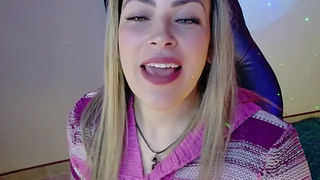 Natalia Montoya online show from November 2025 09:06:01 PM