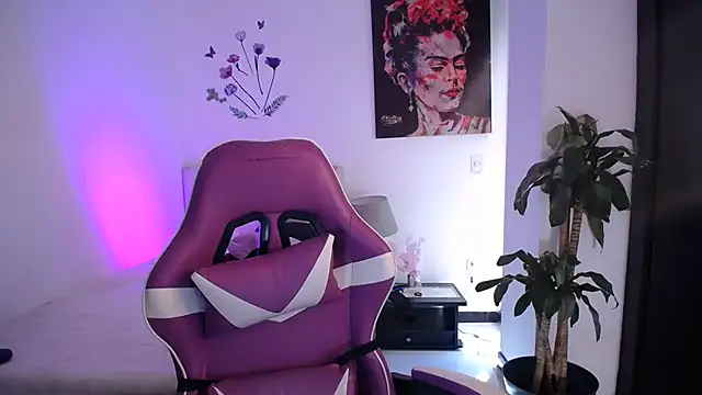 Snapshot of esmeraldaa230 chatting on March 2026 07:41:01 PM esmeraldaa230 online show from March 2026 07:41:01 PM