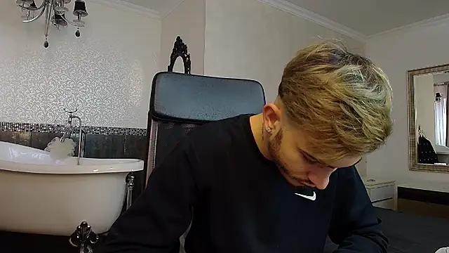 BrandonTate online show from November 2025 09:42:02 AM