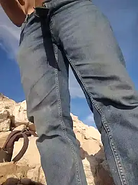 FloppyPickle4u online show from February 2025 11:24:01 PM