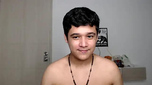 Snapshot of kaiine190 chatting on October 2025 10:36:01 PM kaiine190 online show from October 2025 10:36:01 PM