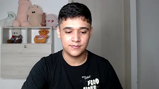 Snapshot of kaiine190 chatting on November 2025 06:57:02 AM kaiine190 online show from November 2025 06:57:02 AM