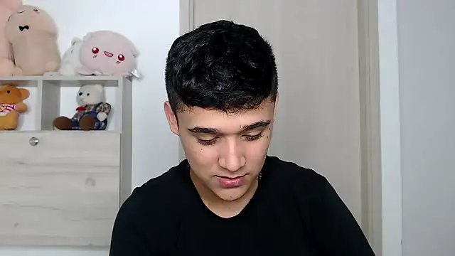 Snapshot of kaiine190 chatting on November 2025 09:57:01 PM kaiine190 online show from November 2025 09:57:01 PM