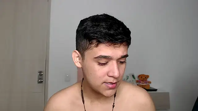 Snapshot of kaiine190 chatting on November 2025 05:35:02 AM kaiine190 online show from November 2025 05:35:02 AM