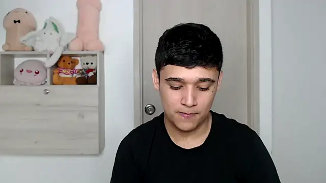 Snapshot of kaiine190 chatting on November 2025 07:15:01 PM kaiine190 online show from November 2025 07:15:01 PM