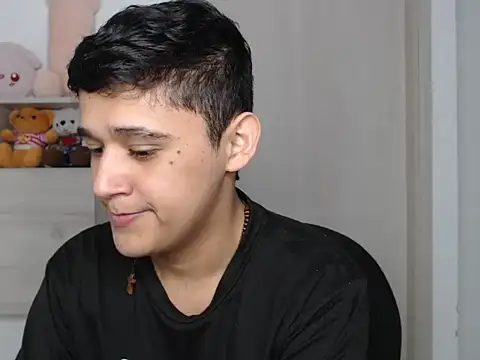 Snapshot of kaiine190 chatting on December 2025 06:10:01 AM kaiine190 online show from December 2025 06:10:01 AM