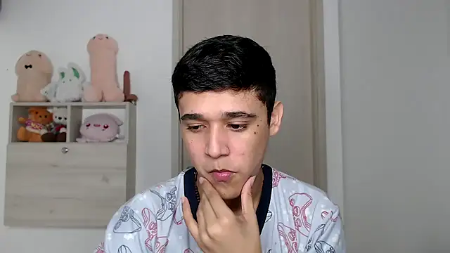 Snapshot of kaiine190 chatting on December 2025 06:50:01 AM kaiine190 online show from December 2025 06:50:01 AM