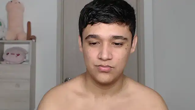 Snapshot of kaiine190 chatting on December 2025 11:53:01 PM kaiine190 online show from December 2025 11:53:01 PM