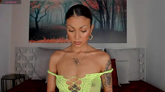 LunaRuso online show from February 2025 08:14:02 PM