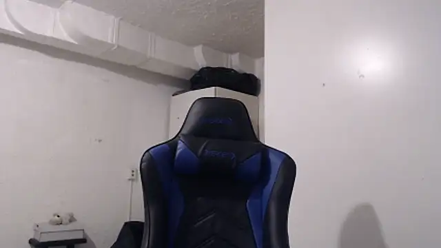 Talenjames4 online show from November 2025 09:37:02 PM