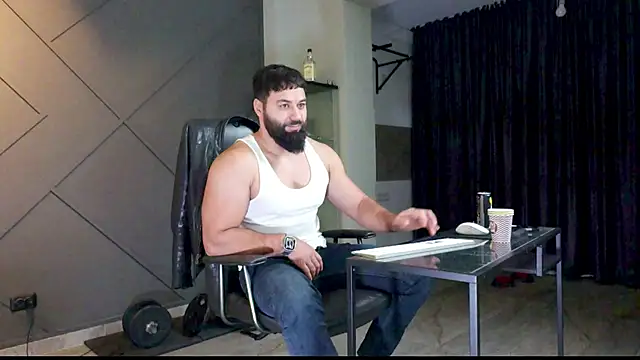 mattmasterss online show from January 2025 04:04:01 AM