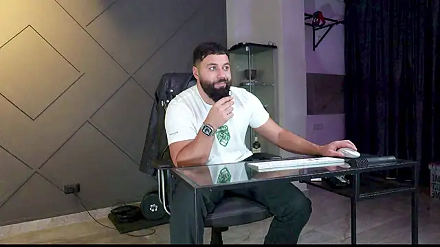 mattmasterss online show from January 2025 07:53:01 PM