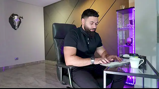 mattmasterss online show from March 2025 09:06:02 AM