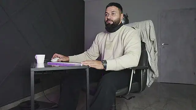 mattmasterss online show from November 2025 11:18:01 PM