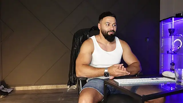 mattmasterss online show from May 2026 08:26:02 PM