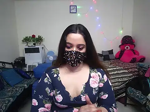 Arushisingh8888 online show from February 2025 09:55:02 AM