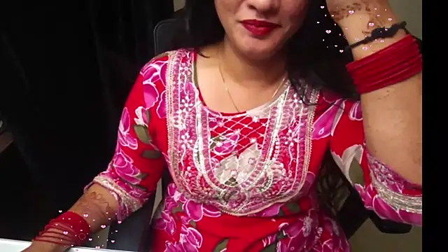 Arushisingh8888 online show from March 2026 01:44:01 PM