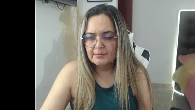 samy vsn online show from November 2025 07:18:02 PM