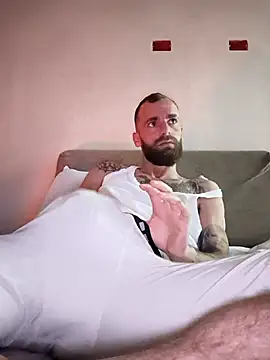 Snapshot of Antonio_Vatooo chatting on April 2026 09:06:02 PM Antonio Vatooo online show from April 2026 09:06:02 PM