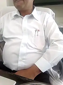 Snapshot of Hot-man39 chatting on December 2024 06:09:02 AM Hot-man39 online show from December 2024 06:09:02 AM