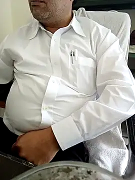 Snapshot of Hot-man39 chatting on January 2025 07:14:02 AM Hot-man39 online show from January 2025 07:14:02 AM