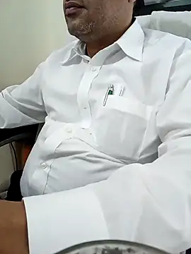 Snapshot of Hot-man39 chatting on January 2025 11:01:02 AM Hot-man39 online show from January 2025 11:01:02 AM