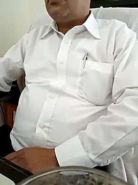 Snapshot of Hot-man39 chatting on January 2025 07:35:01 AM Hot-man39 online show from January 2025 07:35:01 AM