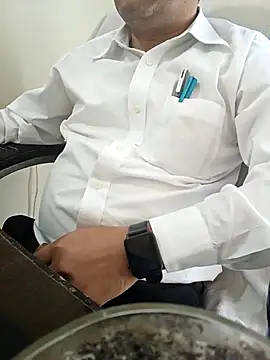 Snapshot of Hot-man39 chatting on March 2025 08:57:01 AM Hot-man39 online show from March 2025 08:57:01 AM