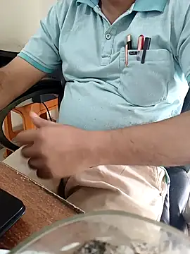 Snapshot of Hot-man39 chatting on September 2025 10:42:02 AM Hot-man39 online show from September 2025 10:42:02 AM