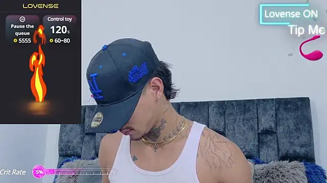 Snapshot of JAYCOB00 chatting on January 2025 02:07:02 AM JAYCOB00 online show from January 2025 02:07:02 AM