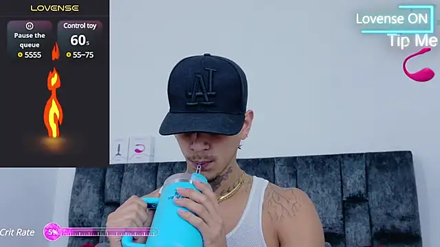 Snapshot of JAYCOB00 chatting on February 2025 02:31:01 AM JAYCOB00 online show from February 2025 02:31:01 AM